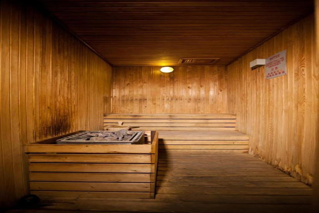 Gurney Bay Hotel, A Parkroyal Partner Hotel George Town Eksteriør bilde A Finnish sauna