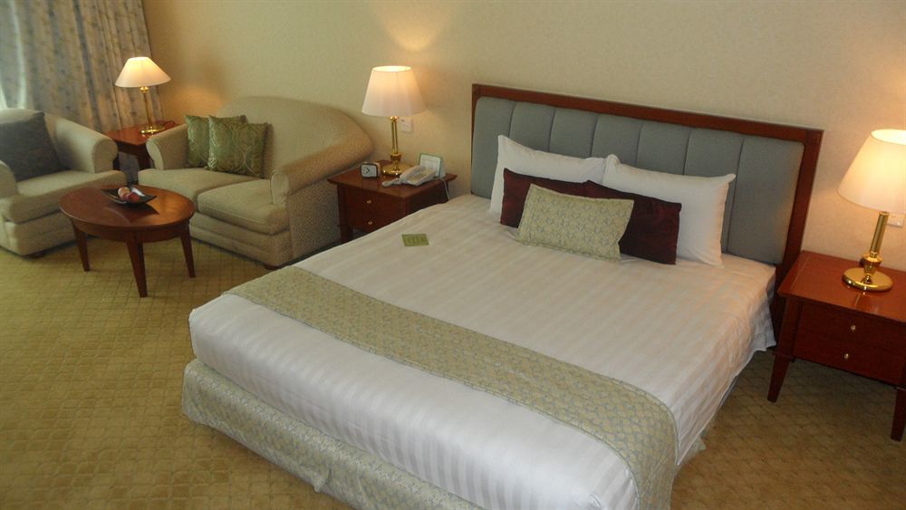 Gurney Bay Hotel, A Parkroyal Partner Hotel George Town Eksteriør bilde A room at the hotel